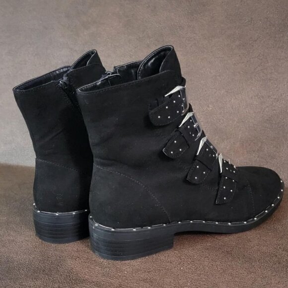 Bar III Women's Margo Black Buckled Suede Ankle Booties 5.5 M NIB - Picture 3 of 12